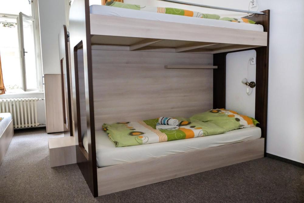 Hostel Vodna 1 Кошице Экстерьер фото