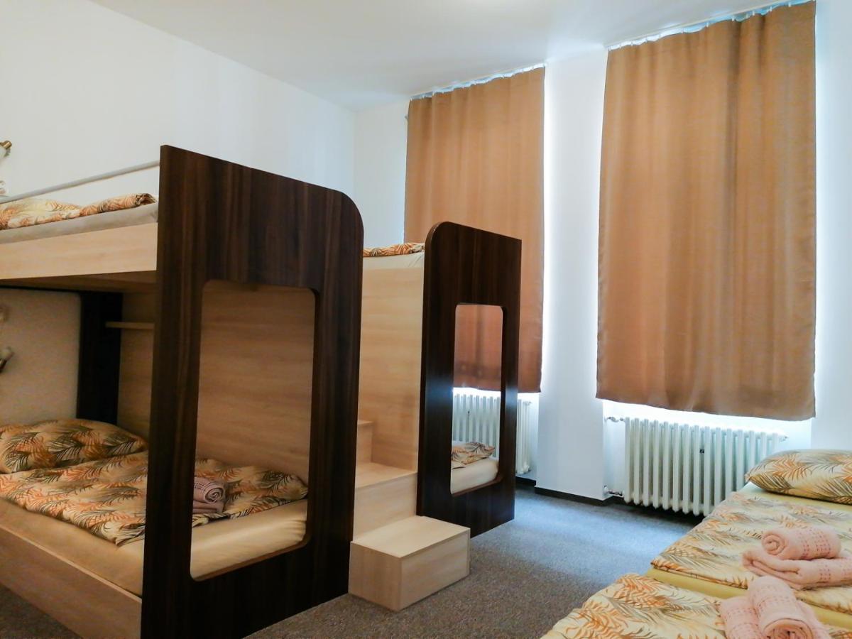 Hostel Vodna 1 Кошице Экстерьер фото