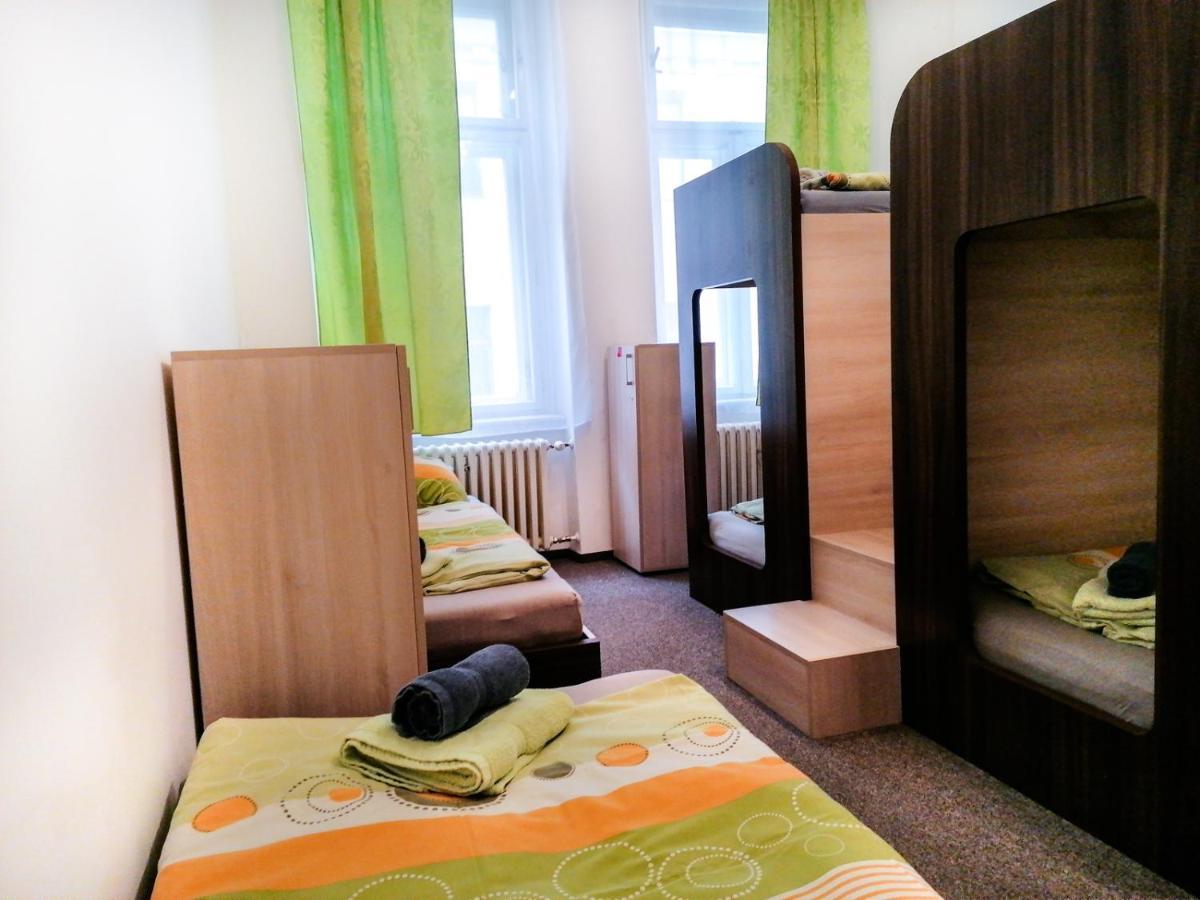 Hostel Vodna 1 Кошице Экстерьер фото
