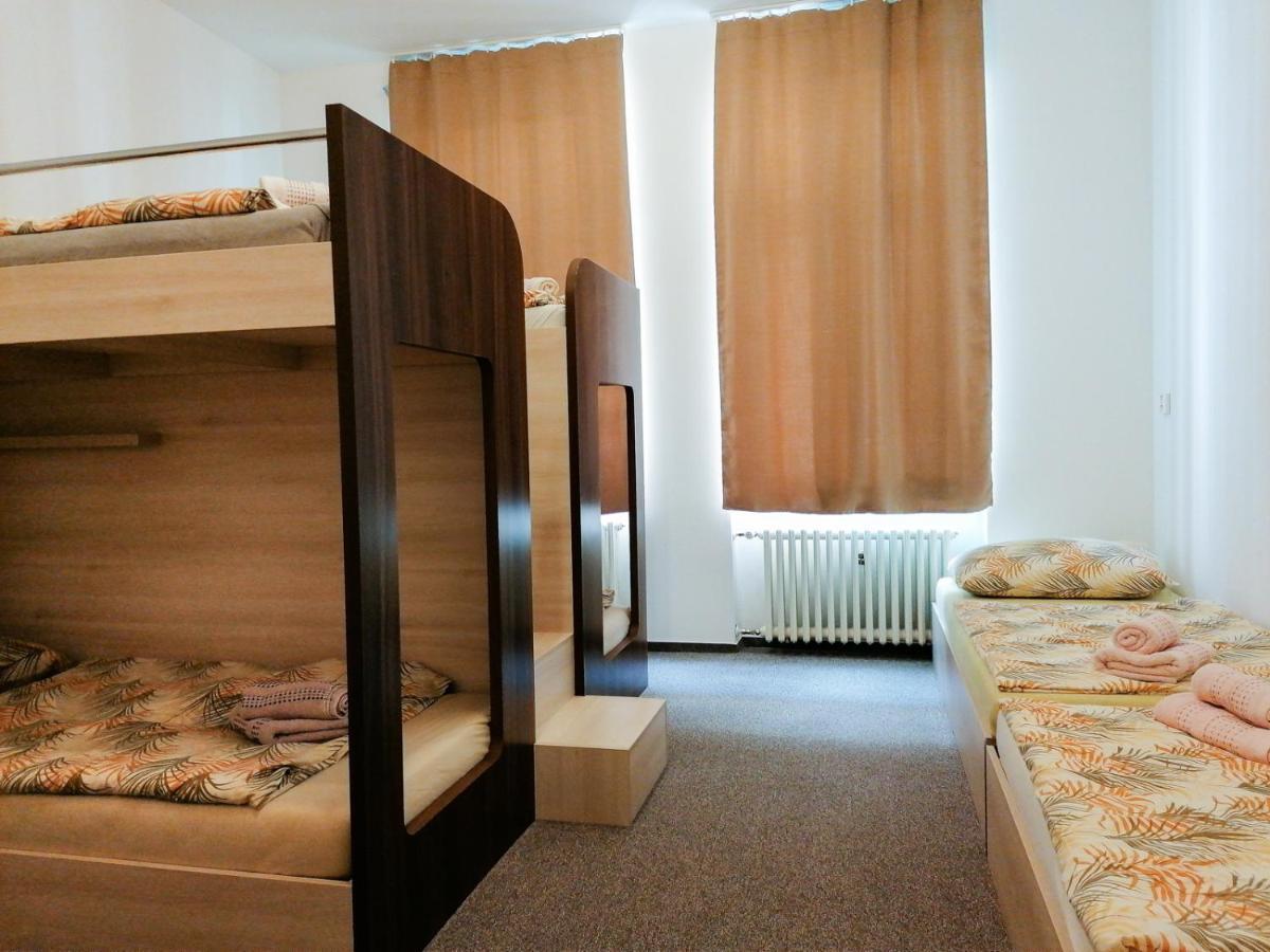 Hostel Vodna 1 Кошице Экстерьер фото