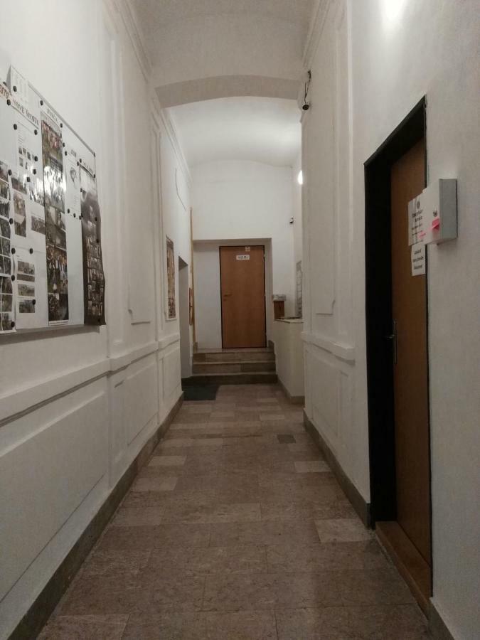 Hostel Vodna 1 Кошице Экстерьер фото